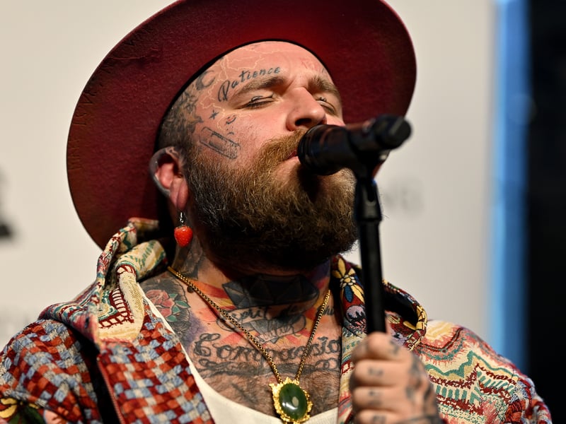 Teddy Swims has yet to perform at TRNSMT, but his soulful voice and heartfelt performances would be a stunning addition to the festival. With hits like “Someone Who Loved You” and “Lose Control,” Teddy has built a reputation for connecting deeply with his audience. Fans are already dreaming of the magic he could bring to Glasgow Green in 2025.