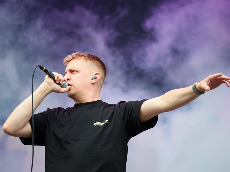 Minus their usual bassist and with ex-footballer Gary Neville on hand instead, The Reytons have a more unusual gig lined up for Scotland in 2025. With a show set for Glasgow’s SWG3 Galvanizers Yard, the English band The Reytons will perform on Saturday, July 19 2025.