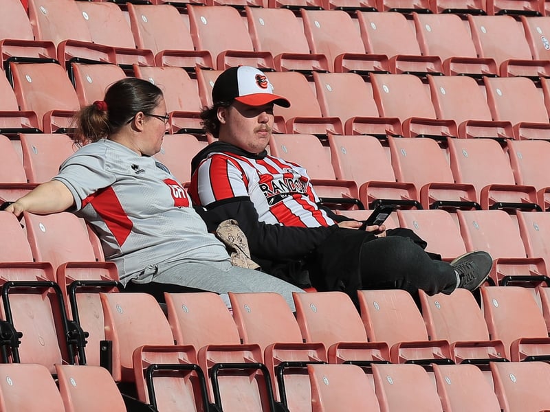 Sheffield United fan gallery v Swansea City, Luton Town