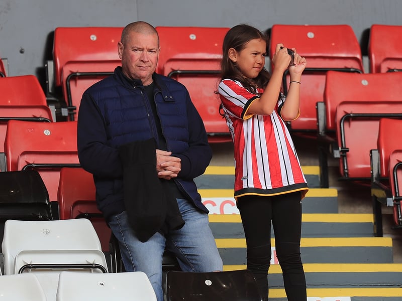 Sheffield United fan gallery v Swansea City, Luton Town
