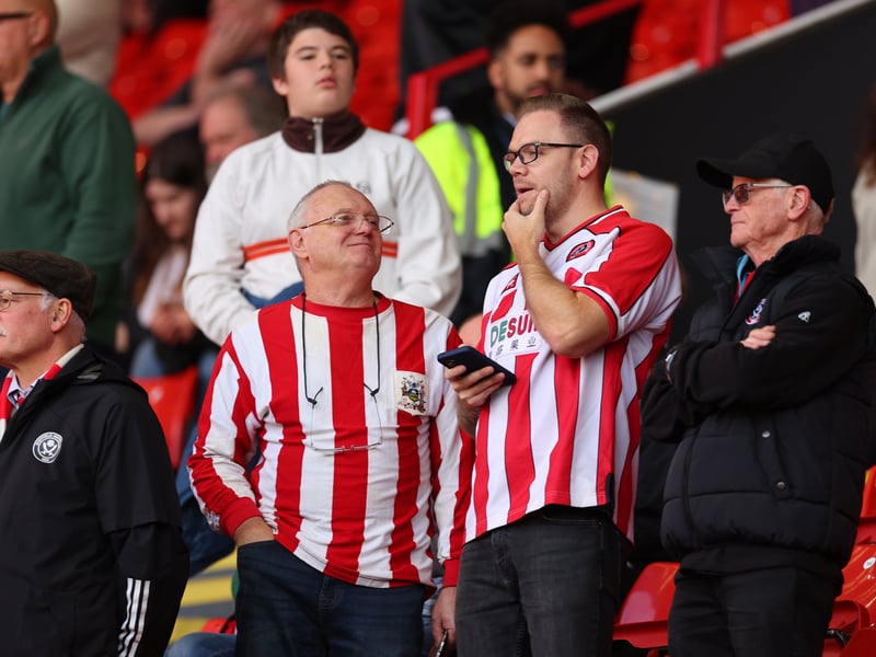 Sheffield United fan gallery v Swansea City, Luton Town