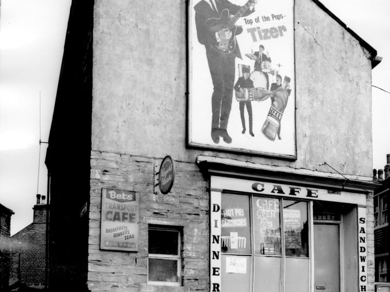 Bet's Transport Cafe on Stanningley Road in April 1964. New Scarbro Road is on the left, to the right is Endive Street.