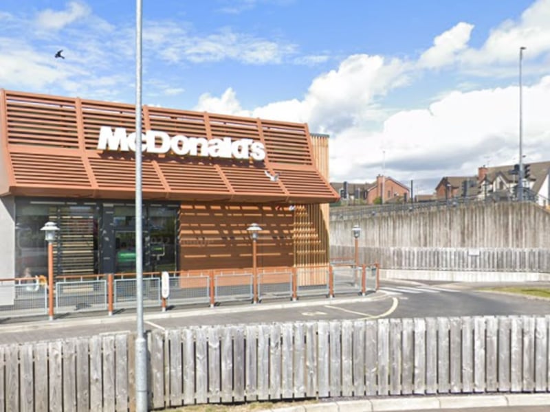 McDonald’s at The Junction Retail Park, Antrim has a Google rating of 3.9*, with 48.03% of ratings at 5*.