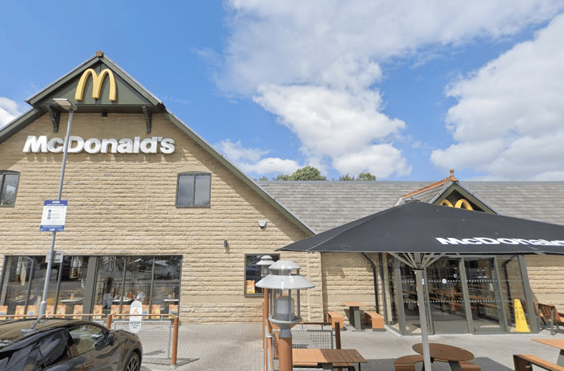 McDonald’s at Morely, Leeds has a Google rating of 3.8*, with 47.48% of ratings at 5*.