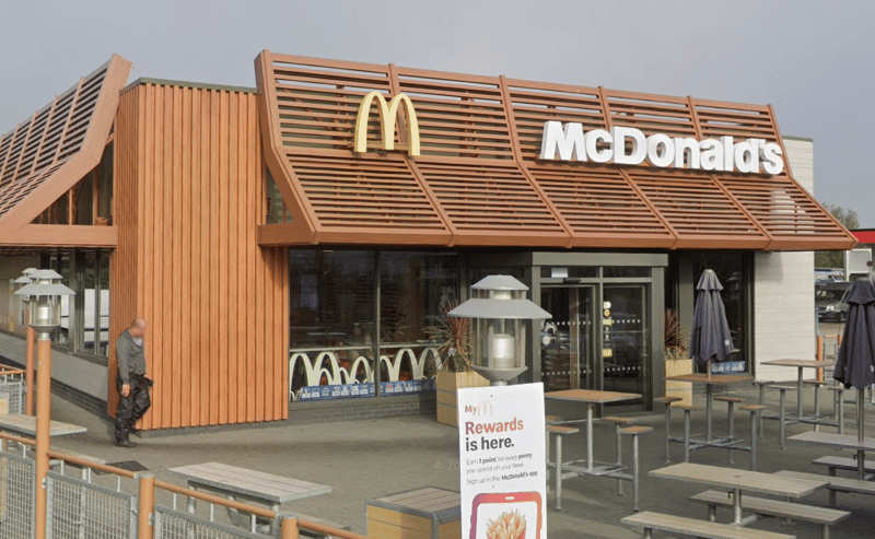 McDonald’s at Bourne, Bourne has a Google rating of 4.1*, with 49.26% of ratings at 5*.