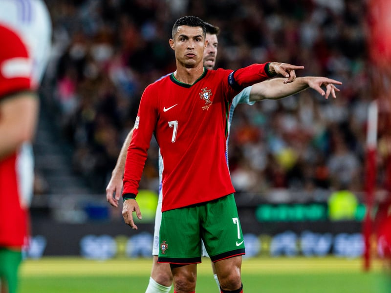 Despite being 39-years-old, the footballing icon is still one of his nation's most important players. Has an average rating of 8.14 thanks to his 100% long ball accuracy rate, 91.7% passing accuracy and four chances created.
