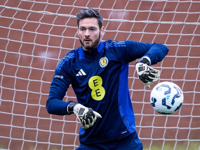 Good save to deny Mendes a certain goal. Had to be alert at all times which he was and acted in situations where he was required.