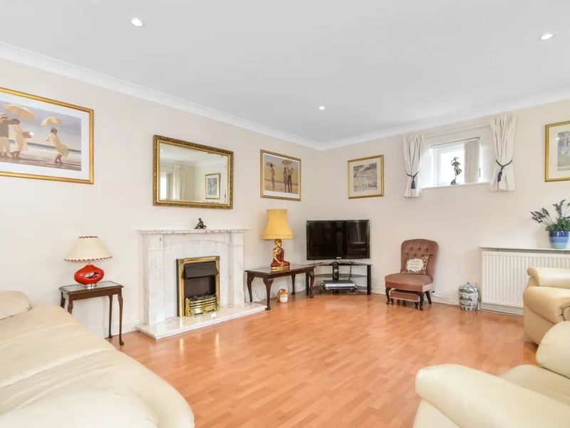 The listing says: "Located in a backwater, yet within easy access to local shops, bus routes, the Victorian promenade, Gunwharf Quay retail outlets, Portsmouth Harbour mainline railway station with a regular service to London Waterloo."