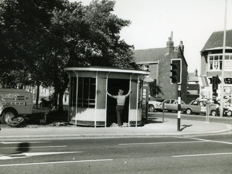 The tram shelter being removed from outside Waterloo School, Spen Corner, Waterloo Road , Blackpool in 1982