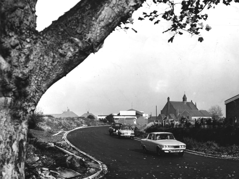 Queensway the new town centre link road at Poulton-Le-Fylde is now open to traffic.The road runs from Blackpool Old-Road by the library into Tithebarn Street across the site of the town centre development scheme, 1968