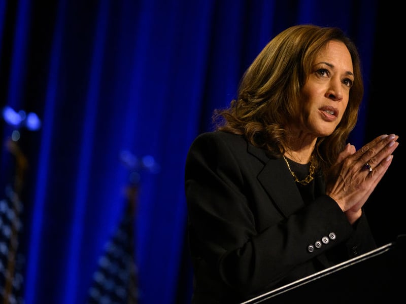 Meanwhile Kamala Harris is likely to come up just short of a majority of electoral college votes. She has a 30.8 per cent probability of getting 240-269 votes (odds of 9/4). The chances of her staggering over the line with 270-299 votes is 11/4 (a probability of 26.7 per cent).