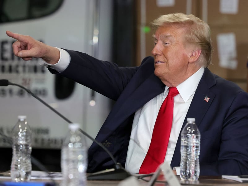 In the US election each state has a number of electoral college votes that they cast according to the result of the local poll, with a candidate needing a majority of 270 to win the presidency. The bookies think that Donald Trump is most likely to win between 270 and 299 electoral college votes - with odds of 9/4 equating to a probability of 30.8 per cent. There's a 26.7 per cent chance he'll just fall short with 240-269 votes.