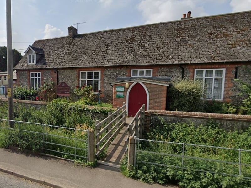 Another Anglican village primary school, this one is in Hurstbourne Tarrant, in the northern Test Valley. It was formerly rated ‘outstanding’ overall by Ofsted.
In the school year ending 2023, 93% of its pupils met the expected standards in reading, writing and maths, compared to an average of 61% locally and 60% nationally.