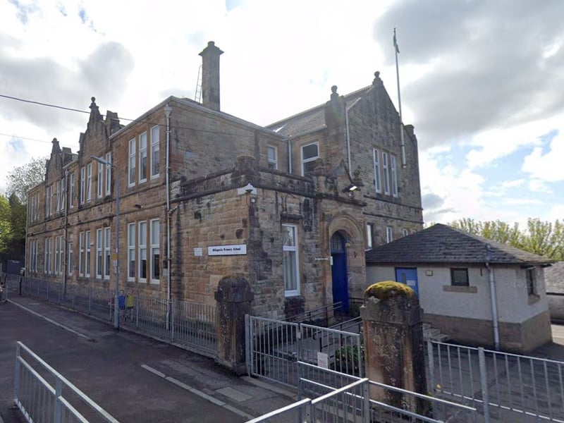Of all East Dunbartonshire primary schools with published performance data, 71% made it into ‘Band 1’. This represents 22 high-achieving local schools.
The region had a whopping 9 schools where 95% of children hit the target level in their key school skills. These were: Baljaffray Primary School, Balmuildy Primary School, Bearsden Primary School, Craigdhu Primary School, Killermont Primary School, Lenzie Meadow Primary School, Millersneuk Primary School, Milngavie Primary School and Mosshead Primary School.