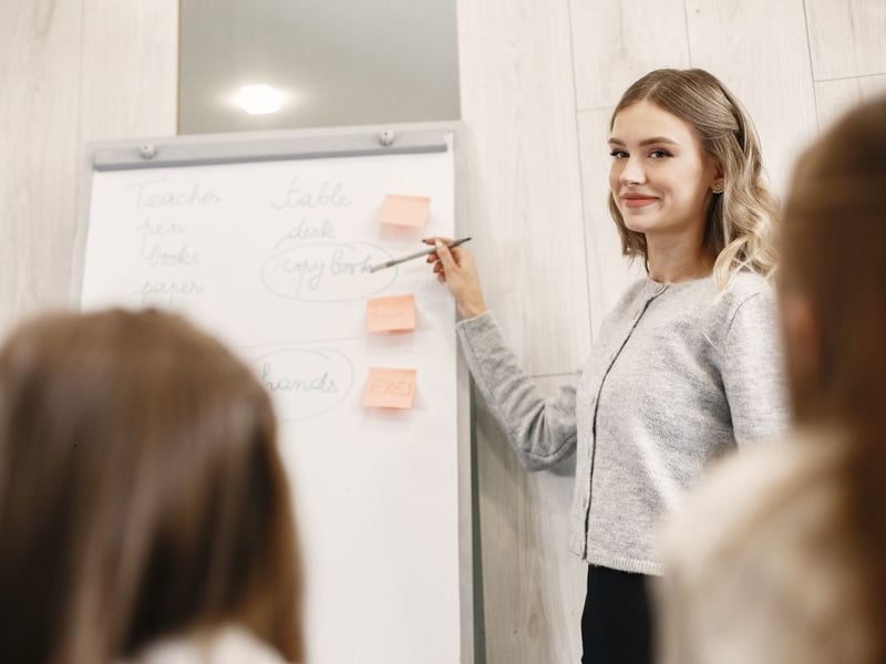In seventh place is Education, which has average weekly earnings of £567. Teacher, admissions officer, and librarian are all possible careers in this industry. 