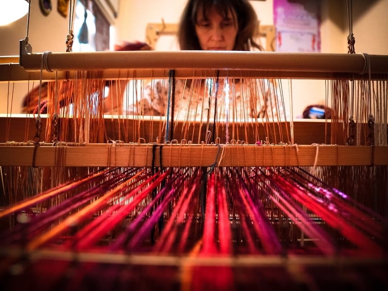 Taking fifth place is Manufacturing – Textiles, Leather and Clothing. This sector reports average weekly earnings of £532. Weaver, textile designer, and leather craftsman are just some of the many roles in this industry that school leavers can consider. 