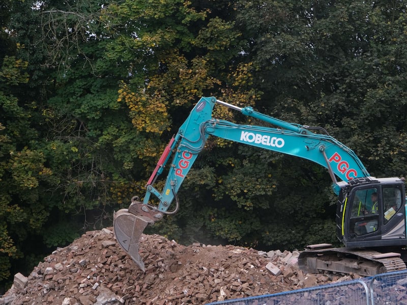 Once popular working men's club now rubble, pictures show