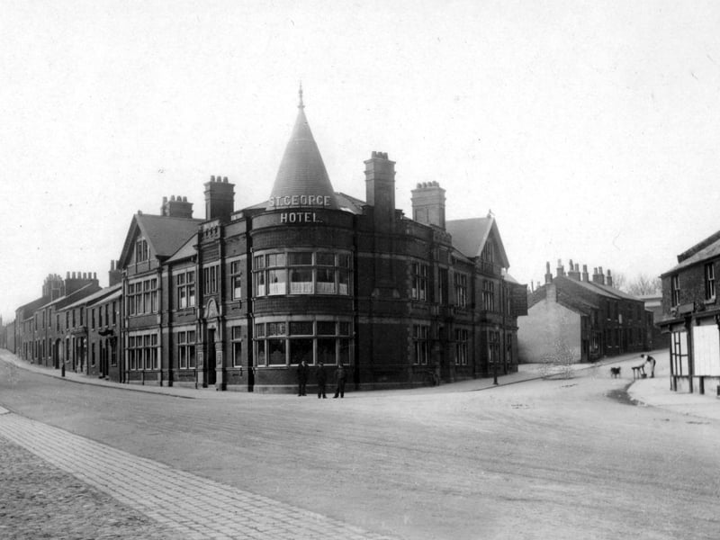 Town End, Kirkham. The St George's Hotel is prominent