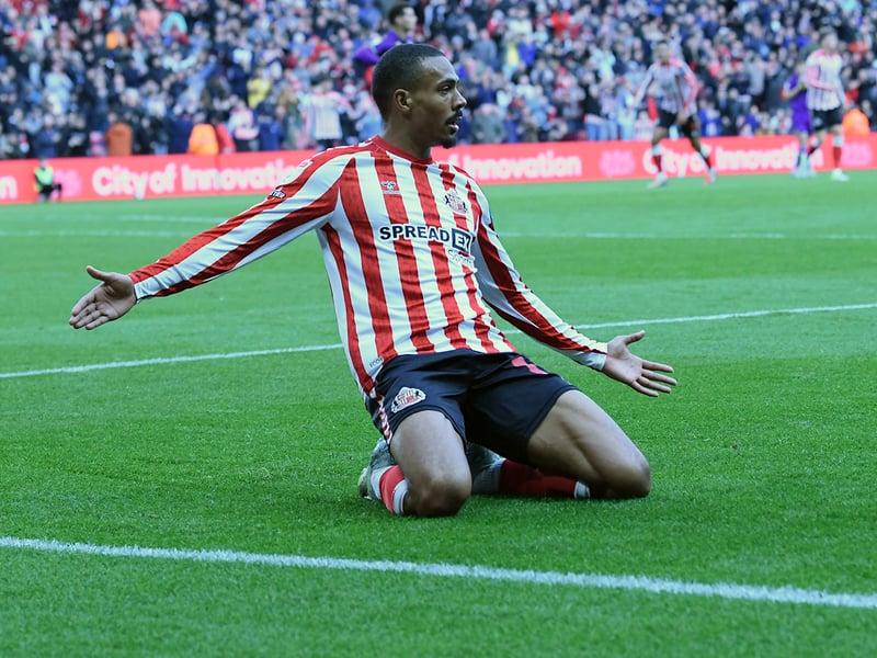 Has the faith of his head coach and so every chance he starts, but Mayenda might be slightly ahead if Sunderland only go with one striker on current form. Isidor's pace in that scenario would be crucial in the latter stages whether it's to offer an outlet or as part of a front two chasing the game.