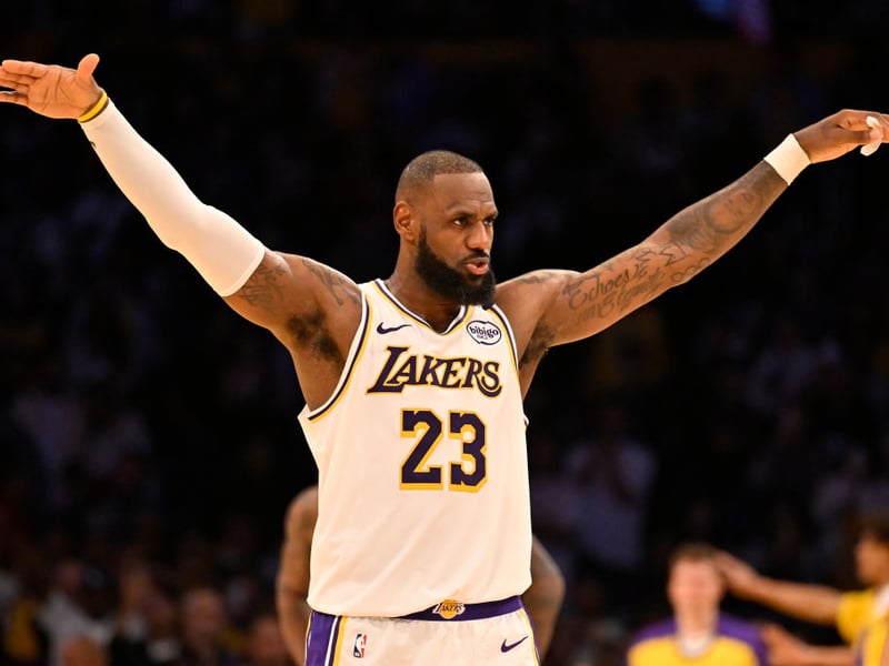 The best basketball player of all time? Few would disagree, with only Michael Jordan able to compete with his immense talents. Astonishingly, LeBron is still an All-Star player that is capable of winning any game on the court for the Lakers, despite being 40. The American icon is paid a salary of $48,728,845.