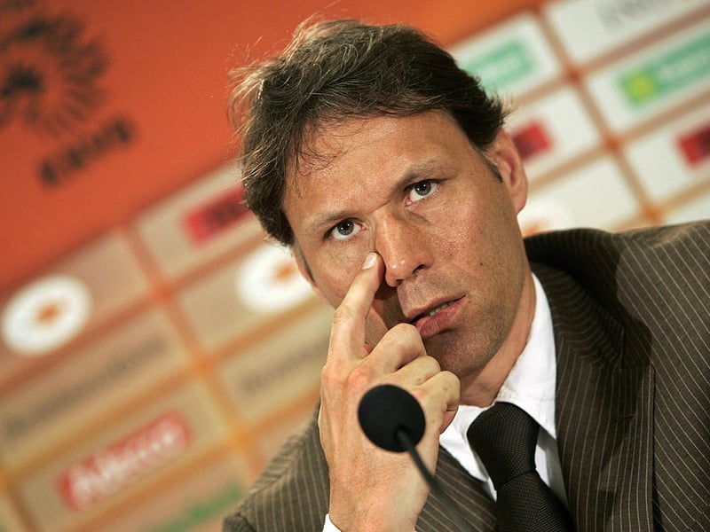 The award stayed in the Netherlands as Dutch striking sensation van Basten won the award back-to-back.