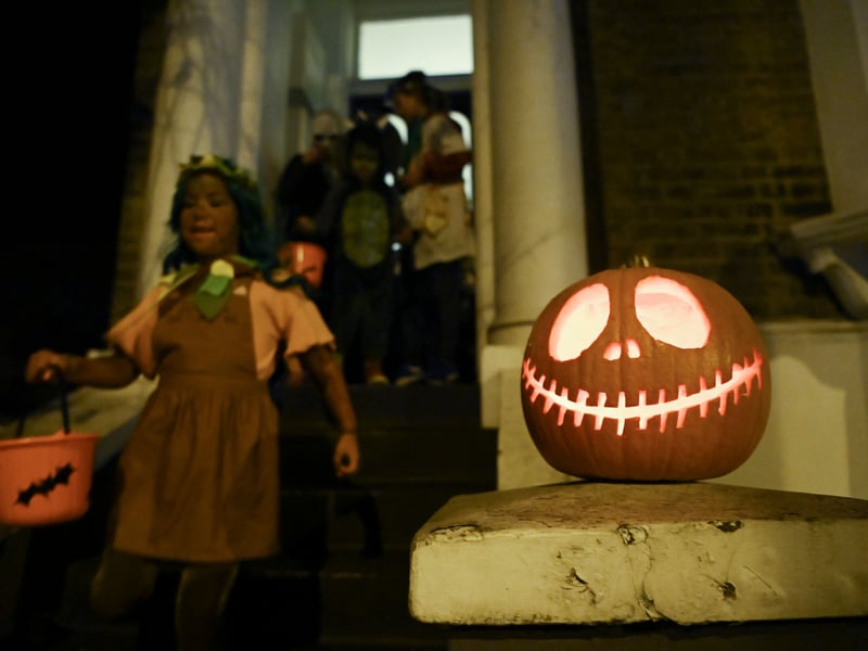 It may have fallen out of use slightly with how Americanised some Halloween customs have become, but many in Scotland still go guising every year. Coming from the word disguising, it refers to the tradition of dressing up as spirits to remain safe from harm. The idea was that children would blend in with the wandering ghouls, going door to door to perform tricks or songs to receive gifts to help ward off evil. This custom is where the tradition of “trick-or-treating” originates from.