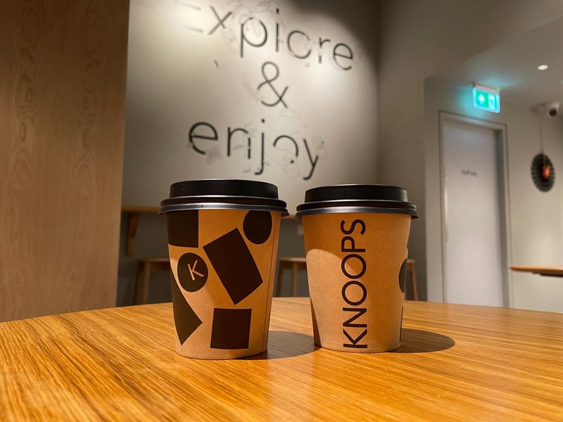 Knoops is a chocolate café, which is located in Trinity Centre, Albion Square, serves up a wide selection of lavish hot chocolates such as Matcha Hot Chocolate, Iced Chocolate, and more.