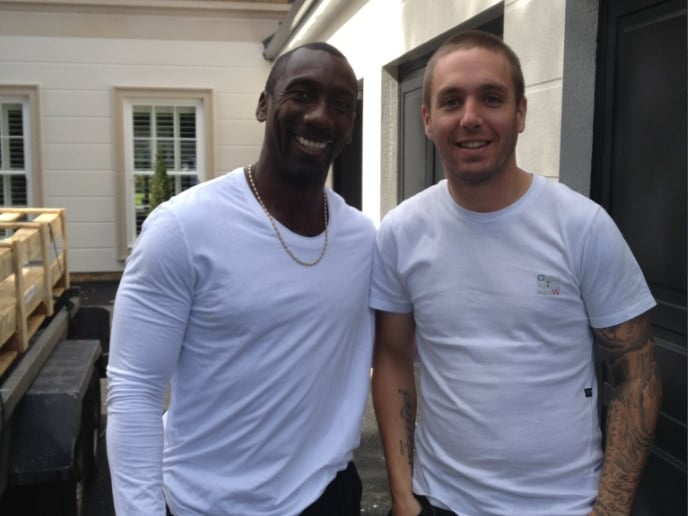Ste Alderson did some work at Jimmy Floyd Hasselbaink's house and got this picture with the ex-Leeds striker