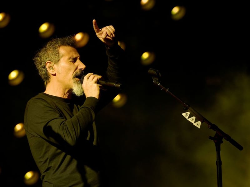 Last headlining Download in 2011 shortly after reforming, System of a Down have only played three gigs in the last two years. It's rumoured that they are keen to get back to playing live more regularly though, and there would be few more appreciative crowds than that of Donington.