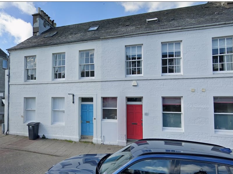 There were 98 responses from patients at Newburgh Surgery in Fife, with 81% rating their overall experience as positive.