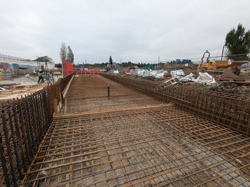 The steel reinforcing is now in place along the restored 'lagoons' in the north side of the pool, ready for the concrete pour in the next couple of weeks. This lagoon will have a step at the top, but the one on of the other side will have no steps ensuring that the restored lido is accessible to all.