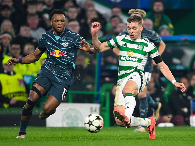 Linked perfectly with the outstanding Nicolas Kuhn. A real physical presence, the Canadian competed for everything and won almost all of his battles. A true warrior for Celtic tonight. Almost got on the scoresheet just before half-time too.