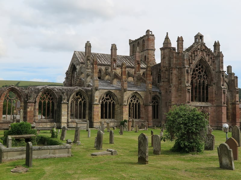 A partly ruined monastery in Melrose in the Scottish Borders, Melrose Abbey is full of history having been founded in 1136. Visitors can explore its architecture as well as explore the chapter house which is believed to be the resting place of Robert the Bruce's heart.