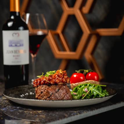 Parrilla Argentinian Grill in Loanhead has a 5* rating from 181 reviews. A TripAdvisor reviewer said: “Outstanding restaurant with amazing food and the best service. Steaks are always cooked exactly as requested and great value for money.”