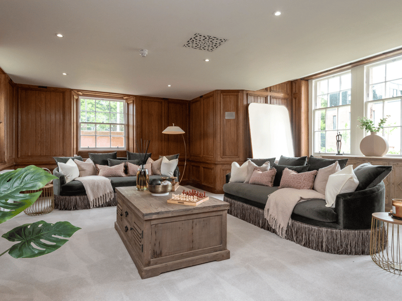 Inside Old Craig, a 16th Century Edinburgh house loaded with stories and style.