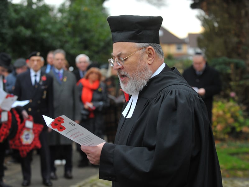 Rabbi Anthony Gilbert takes the service