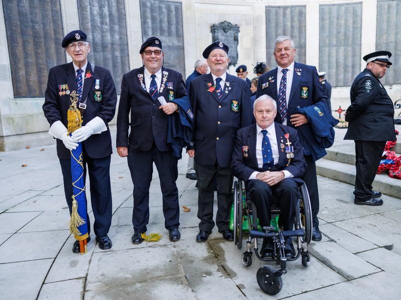 Representatives from the RNA