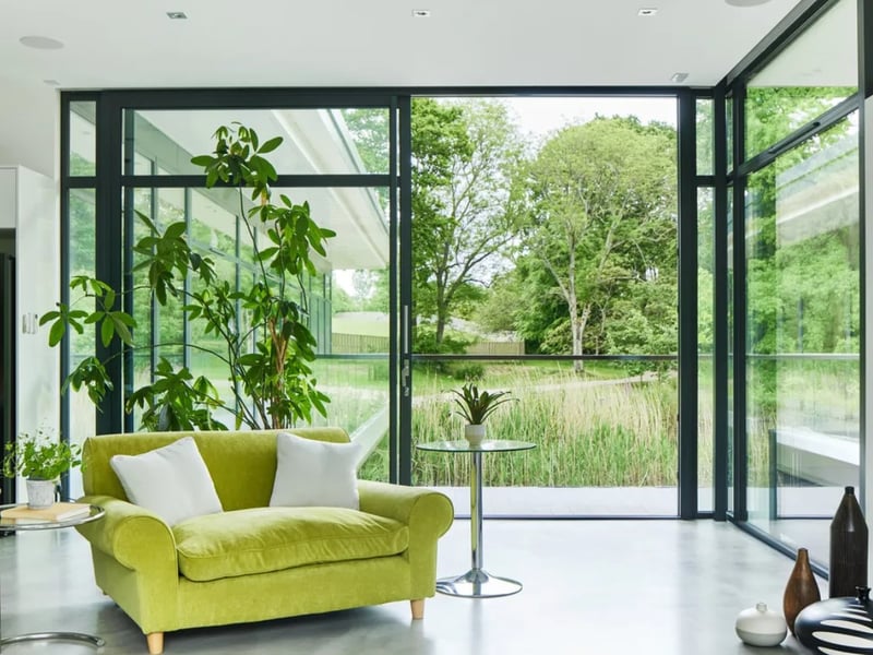 What a brilliantly unqiue home to live in. 