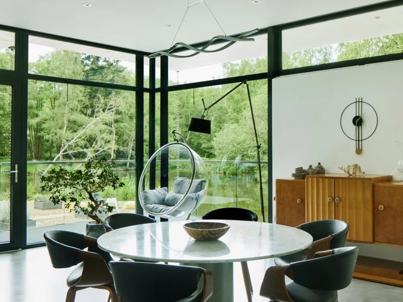 This home went on sale in June 2024 but it has been reduced by £350,000. 