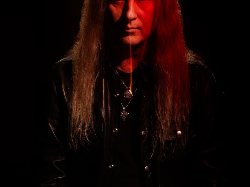 Best known as the founder, lead guitarist and vocalist of Alice in Chains, Jerry Cantrell has joined the Download 2025 line-up. 
