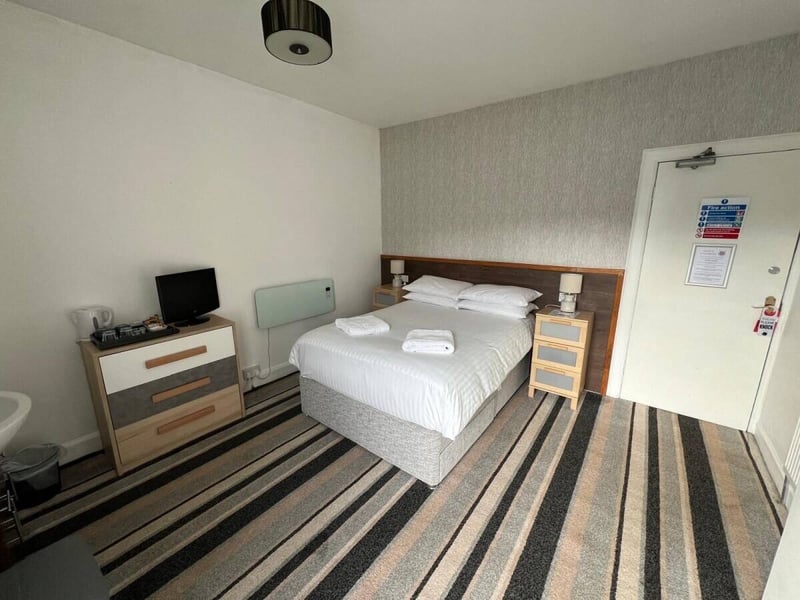Another of the Goblin Ha' guest rooms. 
