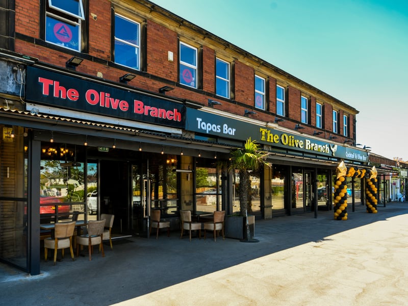 The Olive Branch in Street Lane has a 4.5* rating from 500 reviews. A Google reviewer said: “Good food in unpretentious surroundings, served by friendly team. Everything a neighbourhood restaurant should be.”