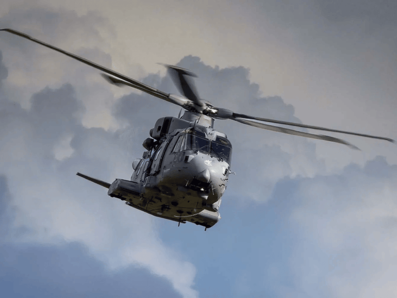 A Merlin Mk4 helicopter from 846 NAS approaching the camp to insert troops during the exercise.