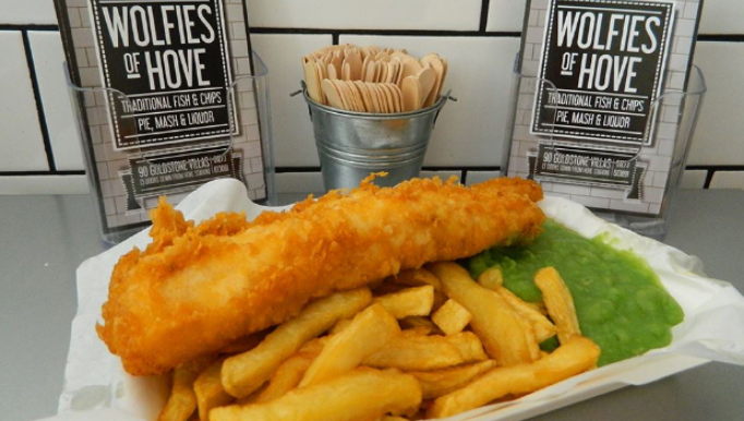Wolfies of Hove in Hove has a 4* rating from 449 reviews. A TripAdvisor reviewer said: “Great find of a fish and chip shop that is gluten free every day. Very friendly and helpful staff, great food and thoroughly enjoyed our first visit to Wolfies of Hove.”