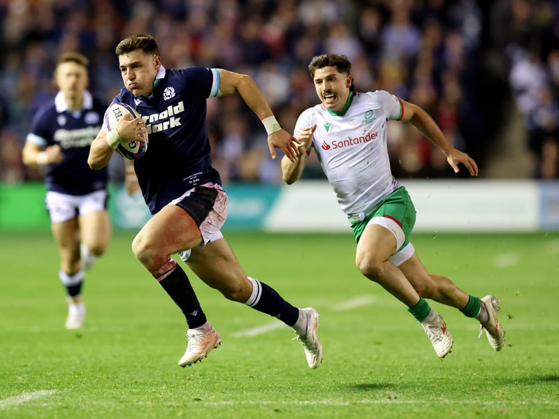 A man of the match performance from the Bristol-bound player who started the game at full-back and finished it at stand-off. Unlucky to have a try chalked off for a forward pass earlier in the move. Composed with the ball and aggressive in the tackle. 8