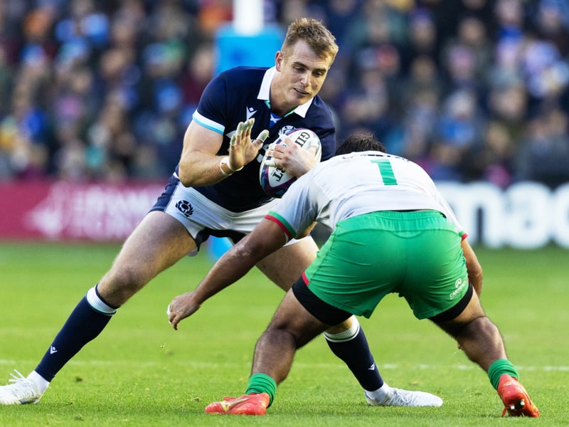 Captaining Scotland solo for the first time and he marked the occasion with an excellent try, intercepting in midfield then producing a lung-busting run from halfway. Solid centre pairing with Hutchinson. 7