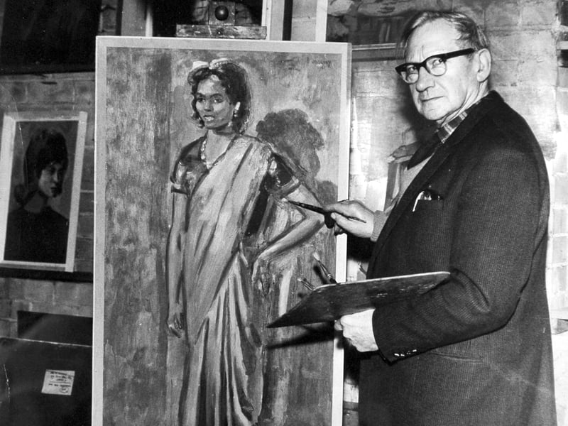 Artist Philip Naviasky at work in November 1965. He was passionate about making art accessible to all and, although he painted notable figures, including Prime Minister’s Winston Churchill and Ramsay MacDonald, he was more fascinated by, and drawn to, the painting of normal people.