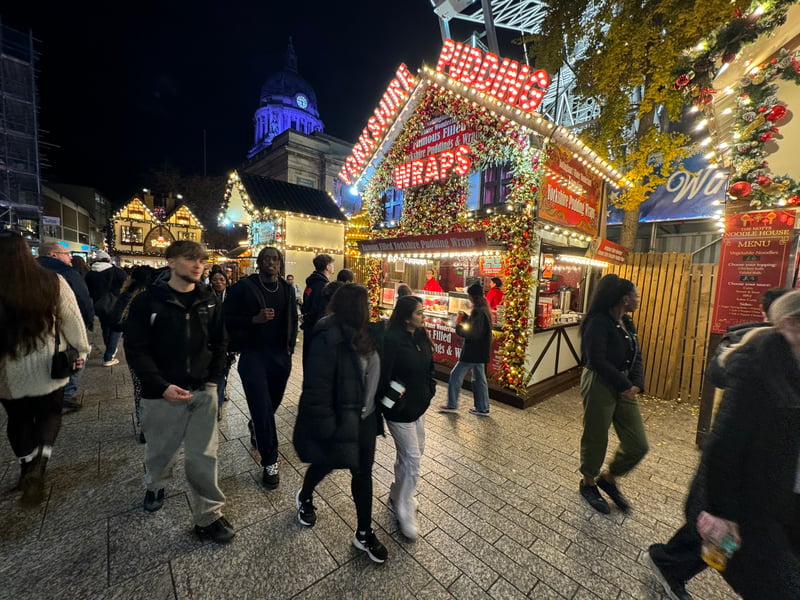 The city's main winter attraction transforms the historic Old Market Square into a Christmas village featuring scores of festive cabins, a two-storey bar, an ice rink, and the iconic observation wheel. It's a bustling central hub for shopping, food, and festive entertainment throughout the holiday period. 🗺️ Old Market Square, Nottingham, NG1 2BD