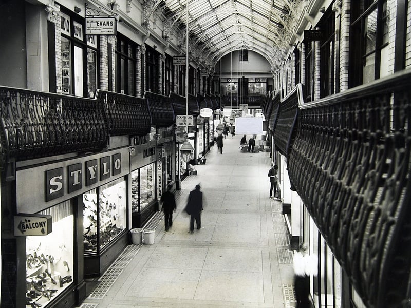 A view down Queens Arcade.