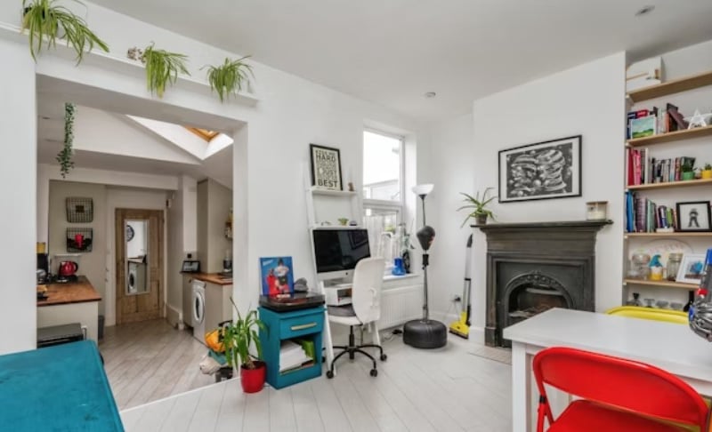 This home is on the market for £280,000 and it is being sold with Purple Bricks.